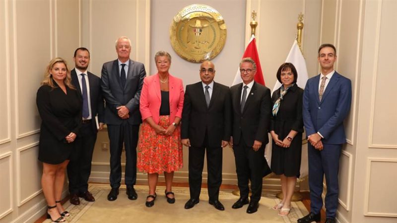 وزير العدل يستقبل