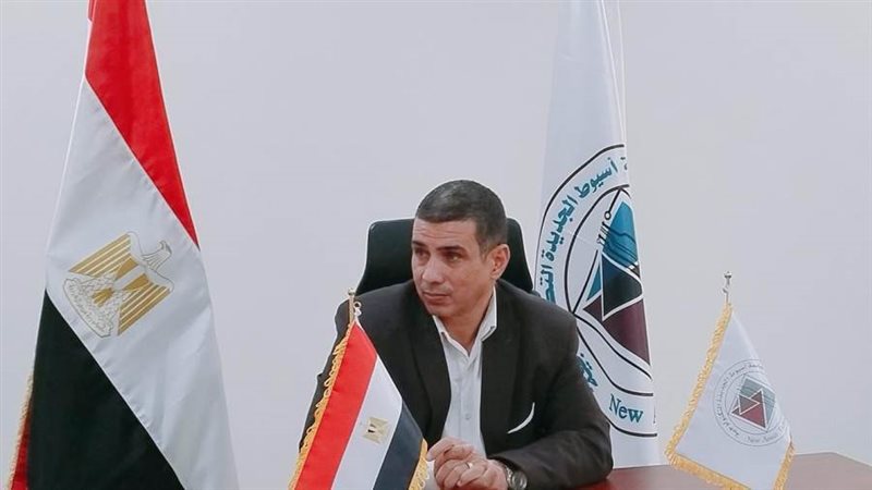 رئيس جامعة أسيوط