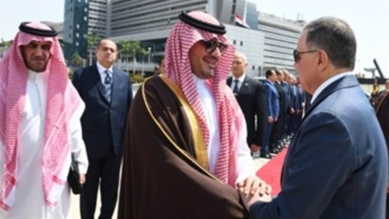 وزير الداخلية يودع