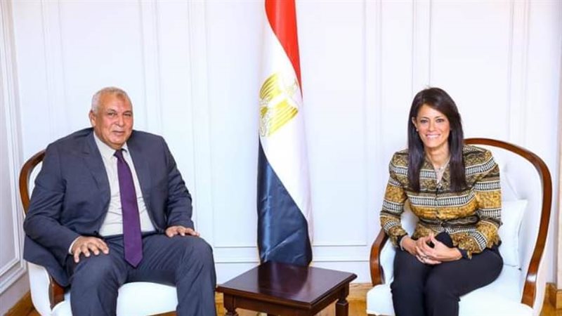 المشاط والزملوط يناقشان