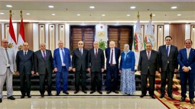 وزير العدل يزور النيابة الإدارية بالقاهرة الجديدة