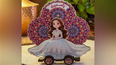 بالصور.. من السكر ثم البلاستيك والدانتيل ثم الخشب.. عروس المولد 