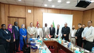 غرفة الإسماعيلية التجارية تبحث التعاون المشترك مع سفير كينيا