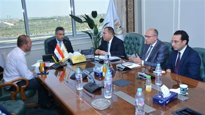 وزير التموين يلتقي عددًا من  أعضاء مجلسي النواب والشيوخ