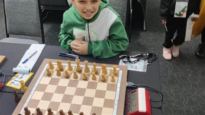 طفل مصري يحتل المركز الأول في التصنيف العالمي للشطرنج تحت 10 سنوات