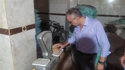  بالصور.. تحرير 28 محضر نقص أوزان لمخابز بلدية في قرى بالغربية