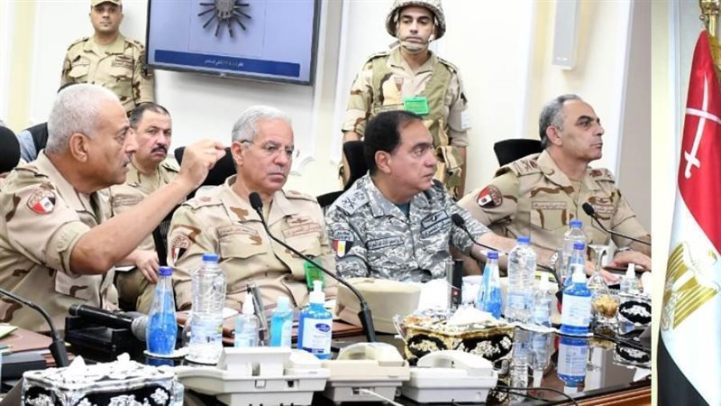 وزير الدفاع يشهد