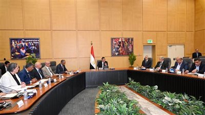 وزير الإسكان يتابع سير العمل بمنظومة متابعة الشكاوى.. ويوجه بسرعة الاستجابة لشكاوى المواطنين والعمل على حلها