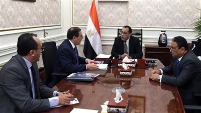 رئيس الوزراء يتابع جهود توفير احتياجات قطاع الكهرباء من الوقود
