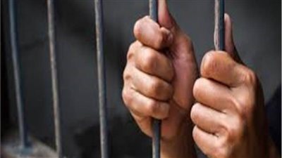 المؤبد لعامل يتاجر في المواد المخدرة بأسيوط