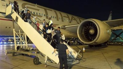 الإمارات تنفذ إجلاء طبيًا عاجلًا لــ252 مصابًا برفقة عائلاتهم من غزة