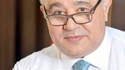 محافظ البحر الأحمر: 3 منح دراسية بجامعة النهضة ببني سويف للثانوية العامة