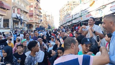 الآلاف يشاركون في موكب المولد النبوي الشريف ببورسعيد.. صور 