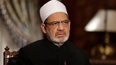 شيخ الأزهر يعزي أمير الكويت في وفاة الشيخ جابر مبارك الصباح.