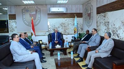 بالتعاون مع جامعة مانشستر البريطانية.. إجراء عمليات جراحية للأطفال بمستشفى سوهاج الجامعي