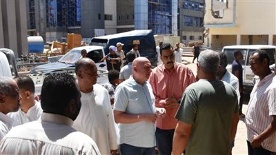 محافظ أسوان: تماثل وخروج 124 مصابًا من المستشفى بعد تعرضهم لإشتباه تسمم 