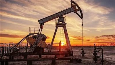 النفط يرتفع قليلا مدعوما بتوقعات خفض الفائدة الأمريكية