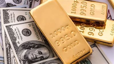 الذهب يسجل مستويات قياسية مدفوعًا بضعف الدولار الأمريكي