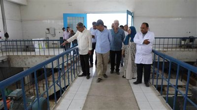 محافظ المنيا يقرر صرف شهر مكافأة للعاملين بمحطة مياه عرب الزينة