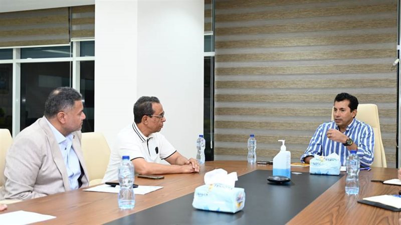 د. أشرف صبحى