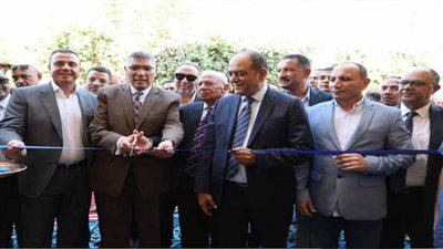 محافظ الجيزة يفتتح معرض 