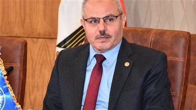 مجلس التعليم والطلاب بجامعة قناة السويس يعرض منصة الكتاب الجامعي الموحد