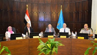 مجلس شؤون التعليم والطلاب بجامعة الإسكندرية يوجه بتيسير الإجراءات أثناء الكشف الطبي على الطلاب الجُدد