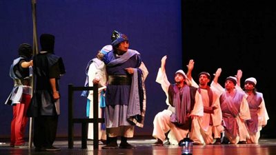 نقاد: موسيقى العرض المسرحي 