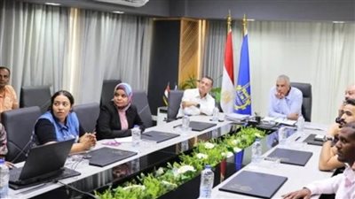 محافظ أسوان يشيد بدور مركز المعلومات في دعم جهود التحول الرقمي 