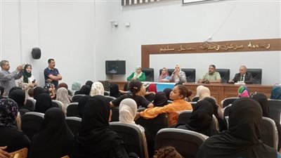 تعزيز مهارات الإبداع والابتكار بندوة حوارية بمركز إعلام جنوب أسيوط 