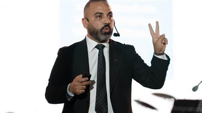 الأهلي النادي الأول في مصر الذي يستخدم الذكاء الاصطناعي