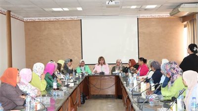 ندوة حول مشروع تعديل قانون العمل وعمل المرأة بـ