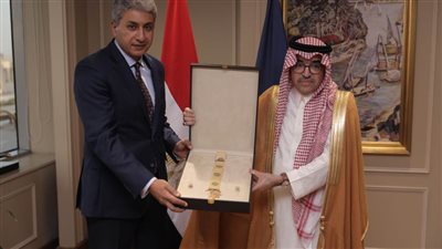 وزير السياحة والآثار يستقبل رئيس المنطمة العربية للسياحة