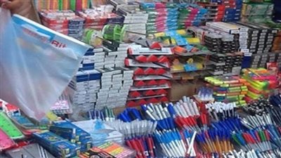 إقبال كثيف من المواطنين على منافذ 