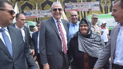  بالصور.. محافظ الغربية يشهد فعاليات وأنشطة بقرية الهياتم