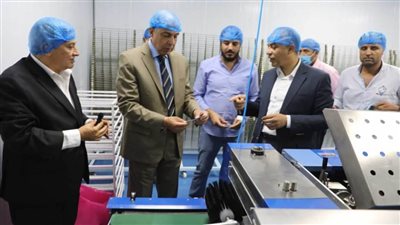 محافظ المنيا يشهد بدء تشغيل خط إنتاج مصنع المنيا للصناعات الدوائية بالمنطقة الصناعية