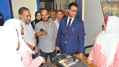 وكيل صحة سوهاج يتفقد سير العمل بالمركز المتميز للخدمات الصحية للأم والطفل بشطورة