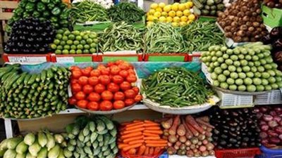 عاجل| تعرف على  أسعار الخضروات والطماطم اليوم بسوق العبور