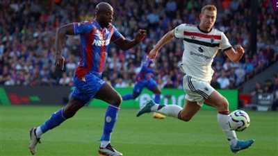 مانشستر يونايتد يواصل النزوح لأسفل جدول الدوري بالتعادل أمام كريستال بالاس