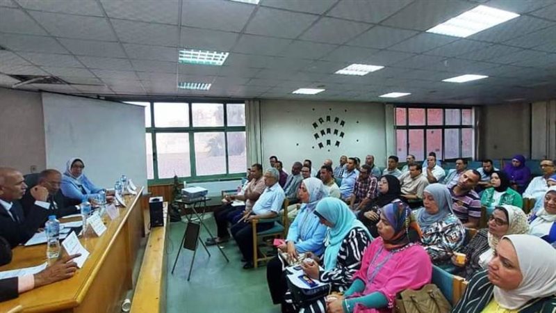 جانب من فعاليات الإجتماع