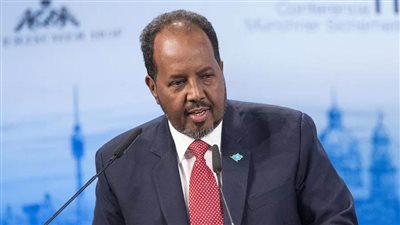 الرئيس الصومالي: تجارة الأسلحة محظورة بالبلاد وسنتخد إجراءات صارمة في هذا الشأن