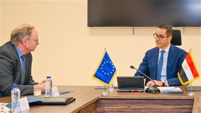 وزير الاستثمار يلتقي سفير الاتحاد الأوروبي بالقاهرة لبحث سبل تعزيز العلاقات الاقتصادية المشتركة