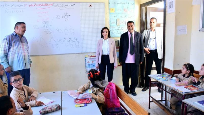 محافظ البحيرة تتابع