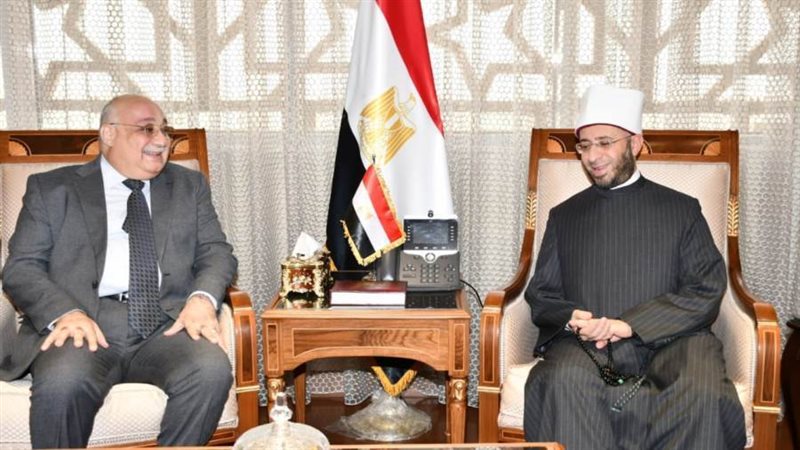 وزير الاوقاف ورئيس