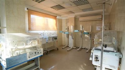وحدة حضانات لرعاية حديثي الولادة بمركز الرضوان الطبي بالقاهرة.. مجانًا