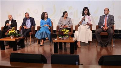 جلسة نقاشية عن دور المؤسسات في دعم ونشر الوعي حول الهوية المصرية 