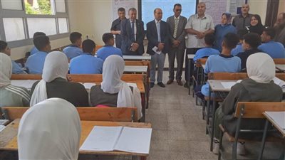 بالصور| جولة تفقدية للديب لمتابعة سير العملية التعليمية وانتظام الدراسة بمدارس كوم حمادة 