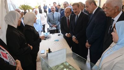  بالصور.. محافظو الغربية والمنوفية وكفر الشيخ يتفقدون معرض المشروعات الفائز بالمبادرة الوطنية الخضراء