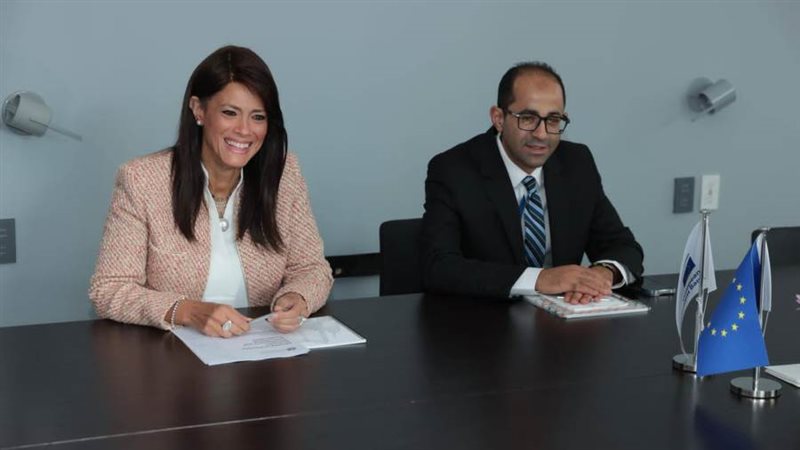 وزيرة التخطيط والتنمية