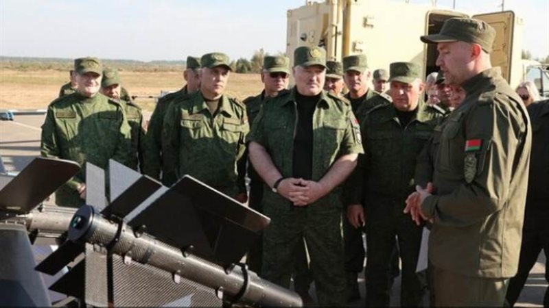 لوكاشينكو يدعو للاستعداد